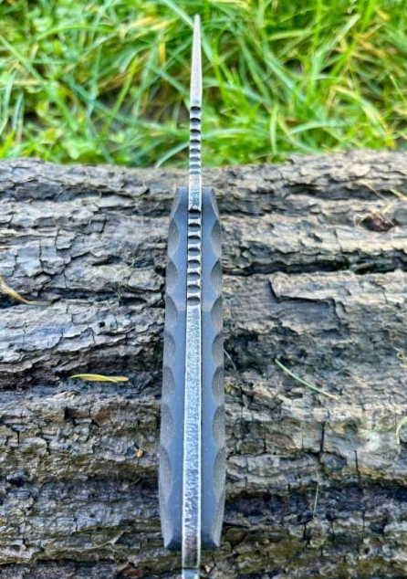 couteau droit lame pierre volcanique 22cm manche G10