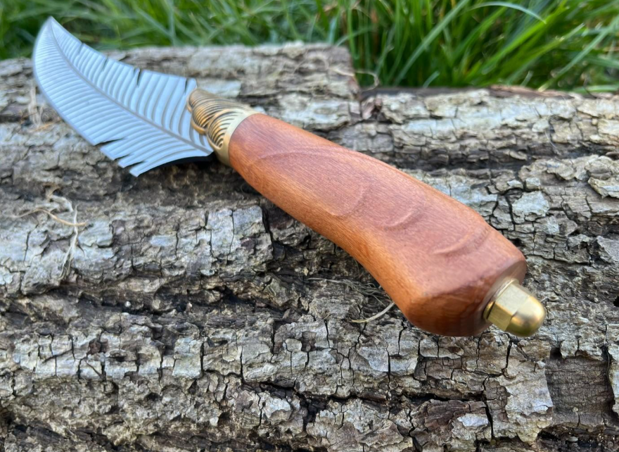 COUTEAU DROIT 26CM LAME PLUME D'OISEAU ETUI CUIR