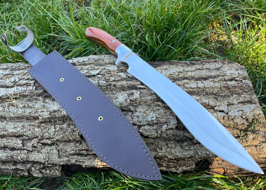 Machette courte 42.5cm très robuste étui cuir