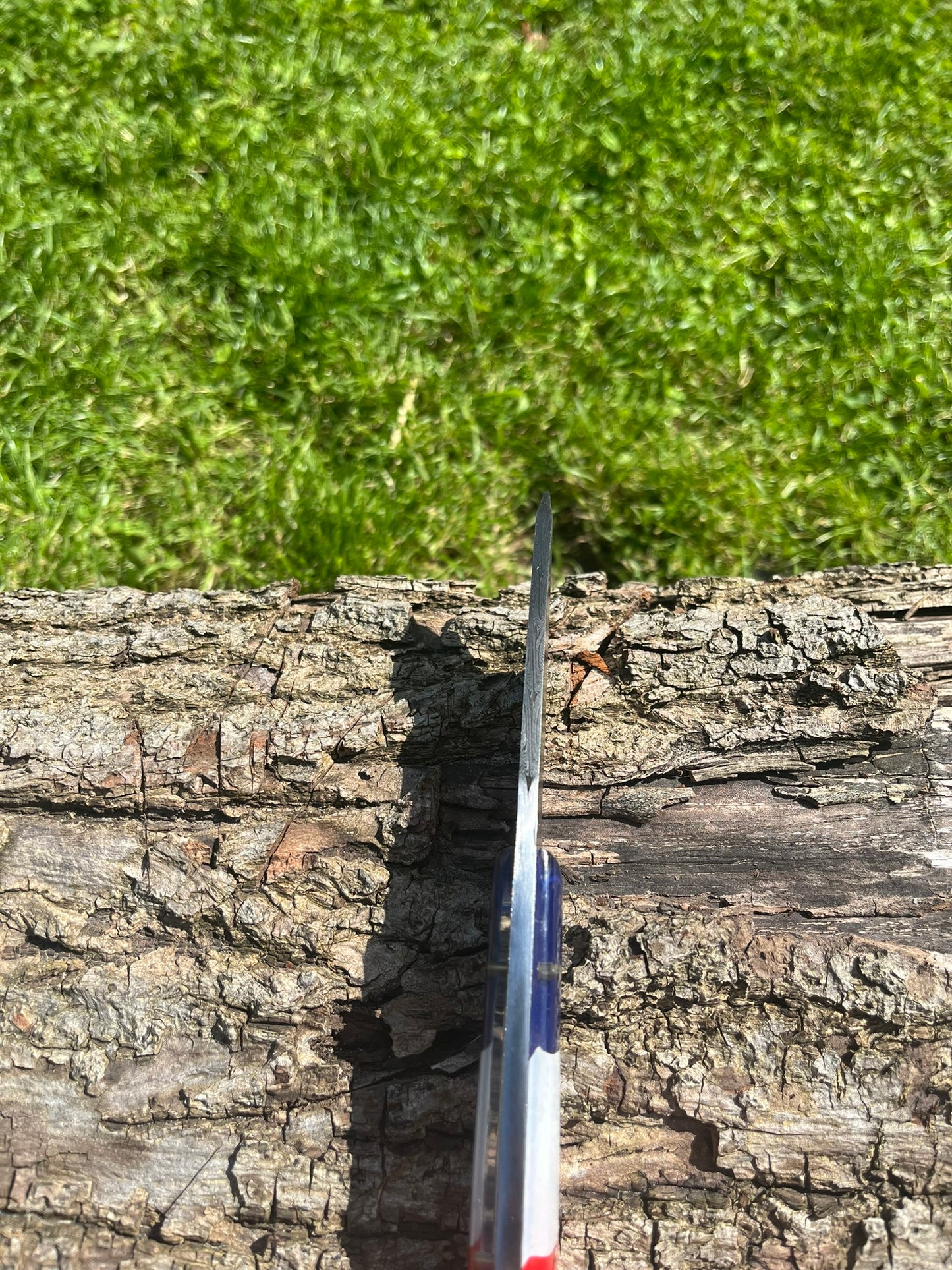 Couteau à depecer/bushcraft damas forgé LLF 20cm édition patriote