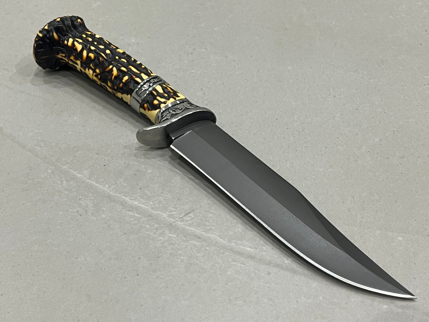 Couteau Russe manche corne