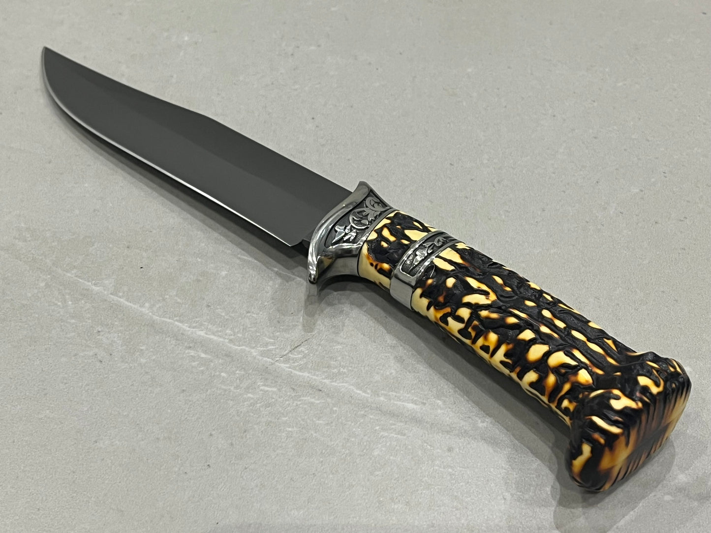 Couteau Russe manche corne