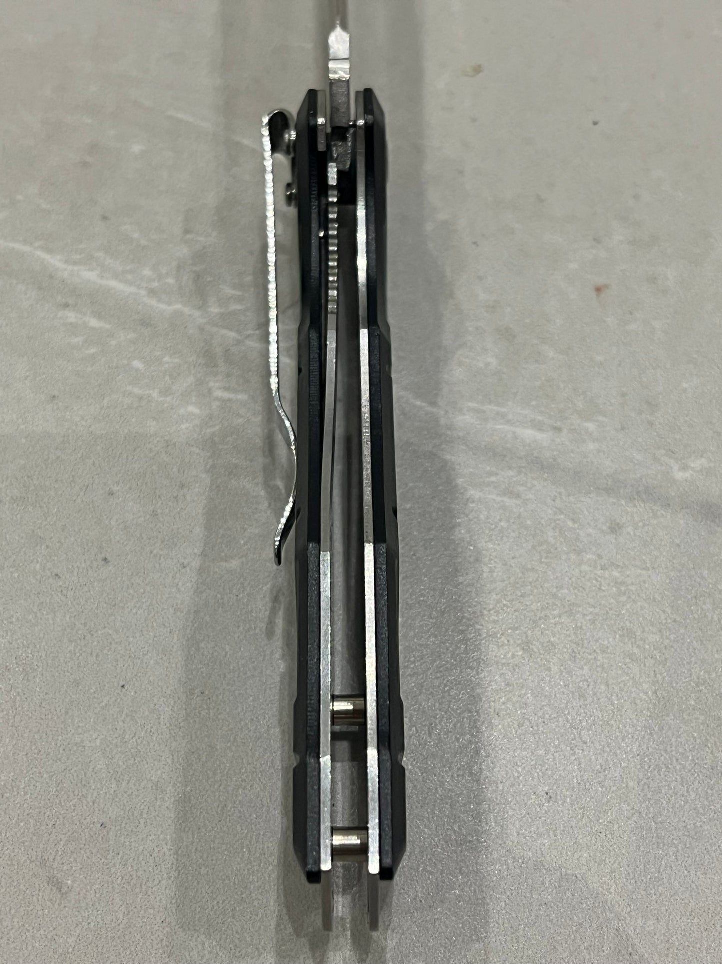 Couteau tactique à ouverture assistée BREAKER