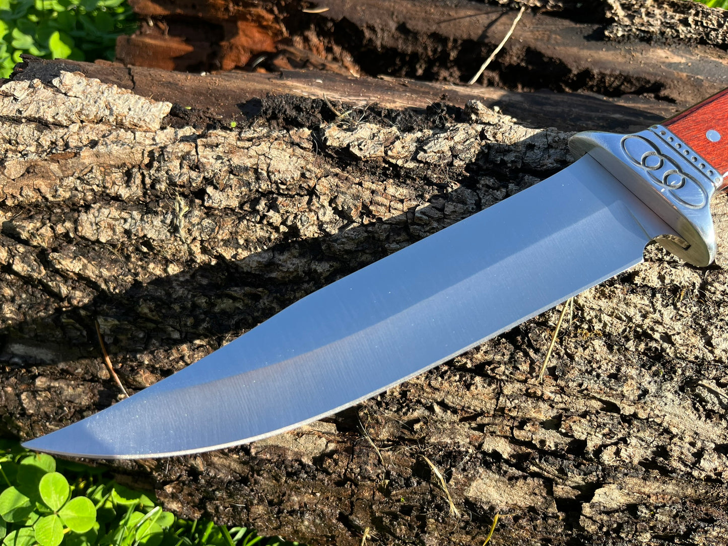 Couteau Russe manche bois de rose orné