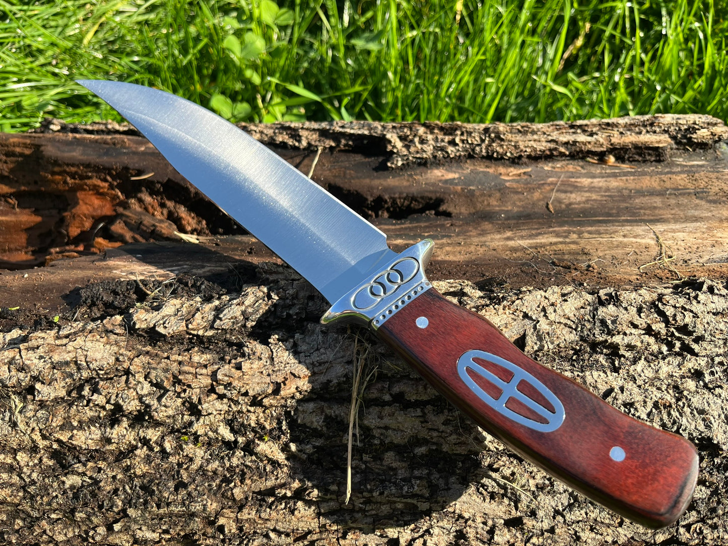Couteau Russe manche bois de rose orné