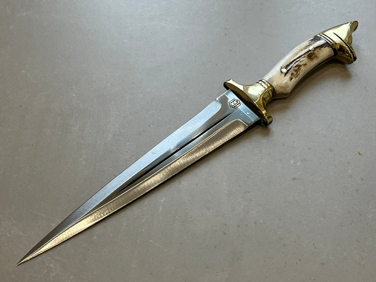Dague 39cm forgé LLF manche cerf série chasse