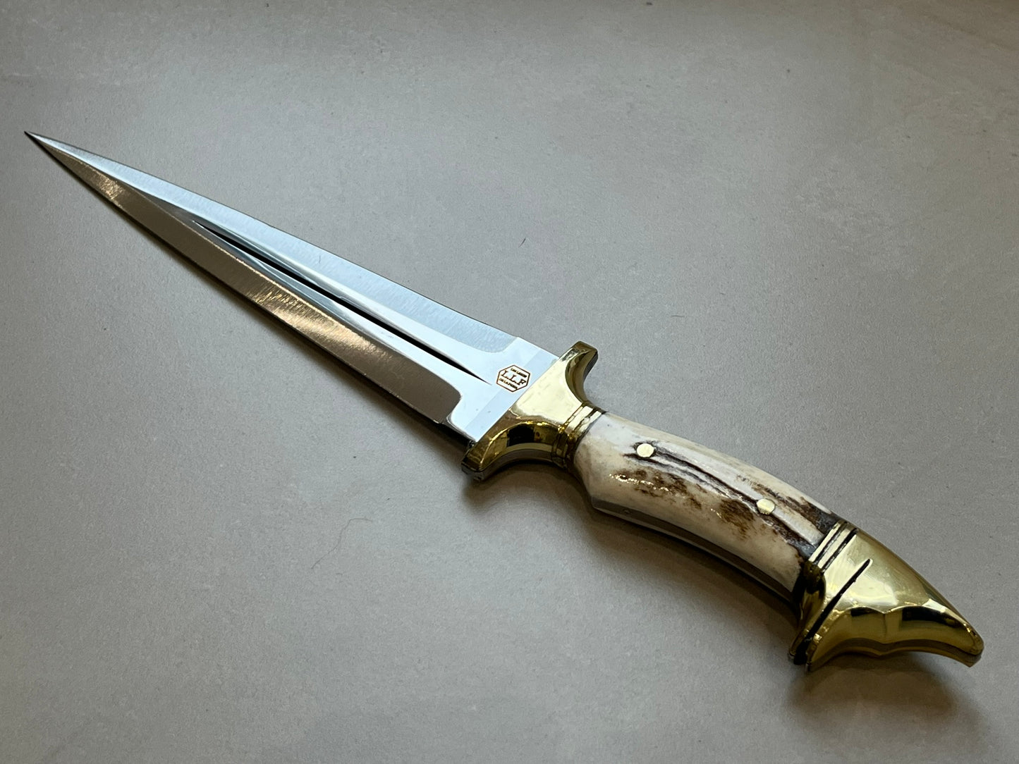 Dague 39cm forgé LLF manche cerf série chasse