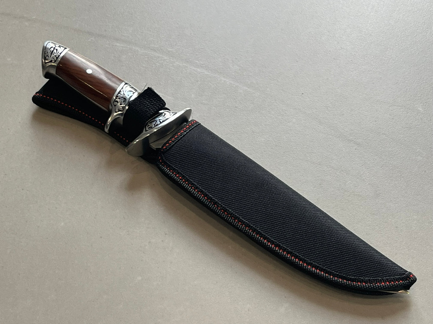 Couteau à Garde avec Poignée Double Grip