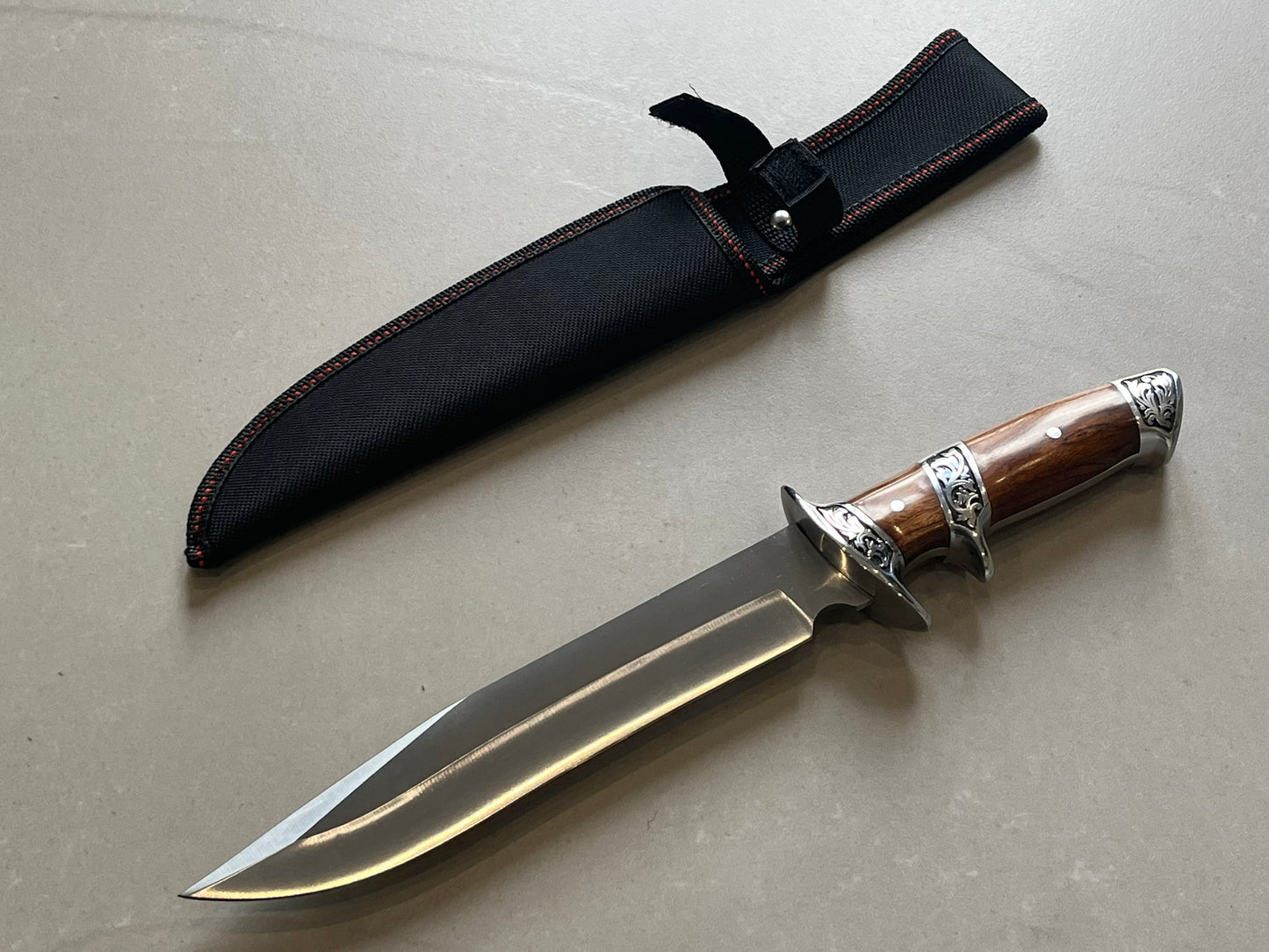 Couteau à Garde avec Poignée Double Grip