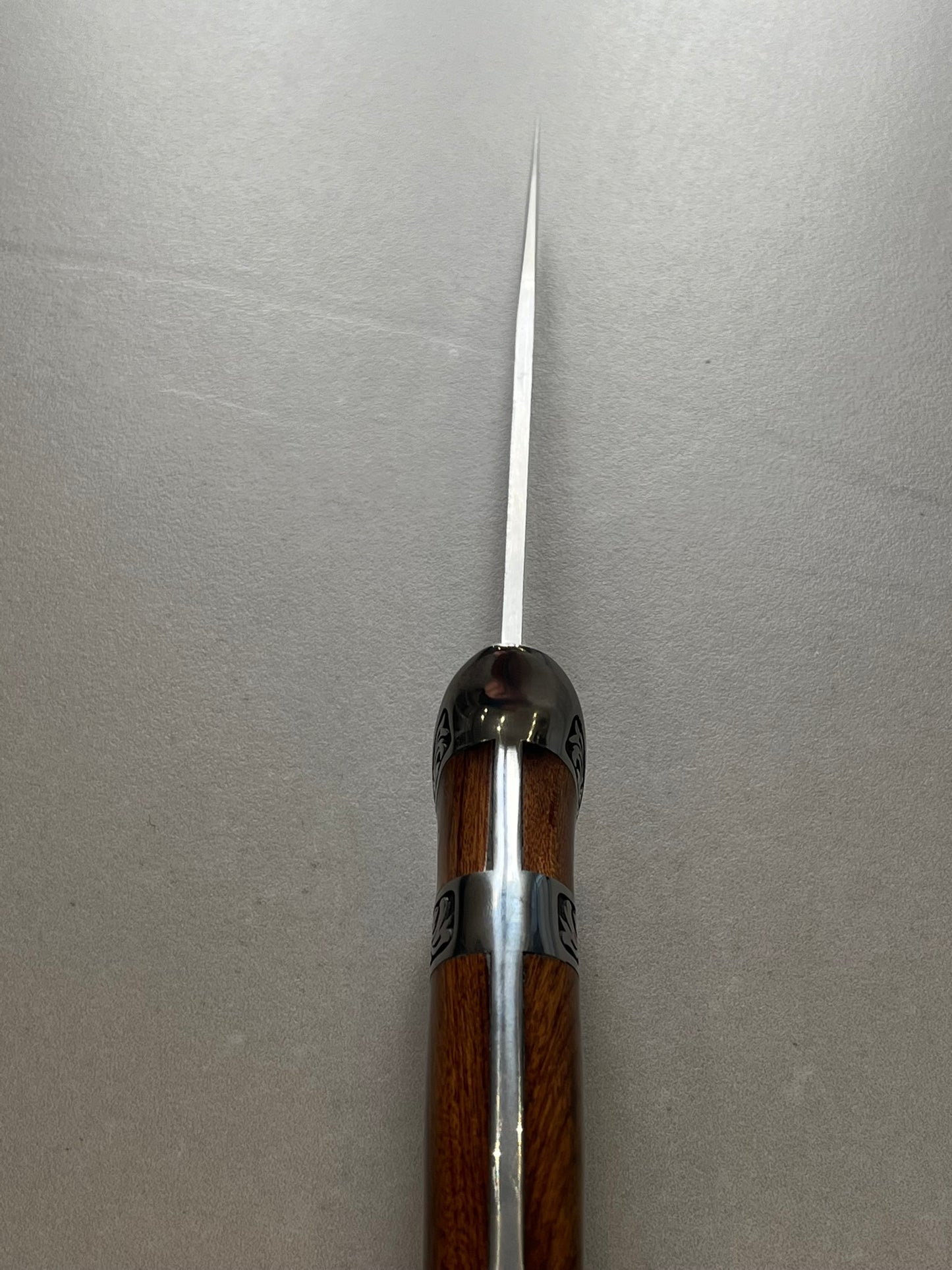 Couteau à Garde avec Poignée Double Grip