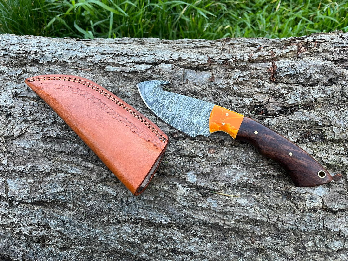 Couteau à dépecer/bushcraft avec crochet damas forgé LLF 21cm couleur au choix