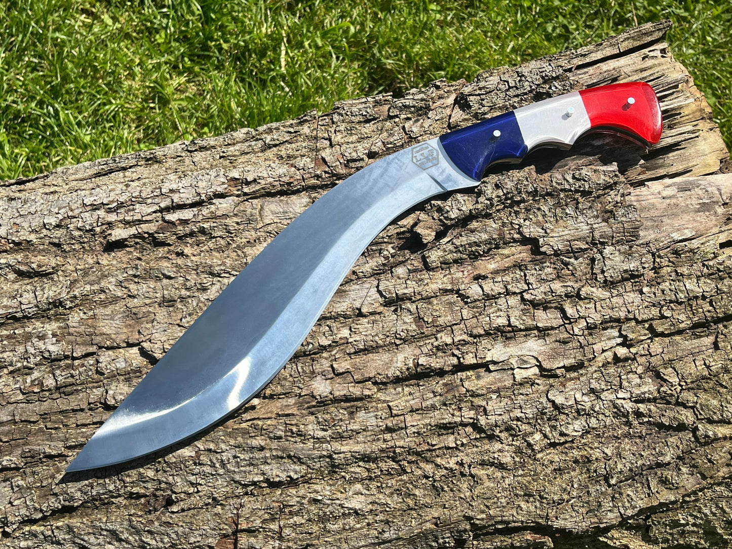 Kukri forgé LLF série TACTIQUE 50cm édition patriote