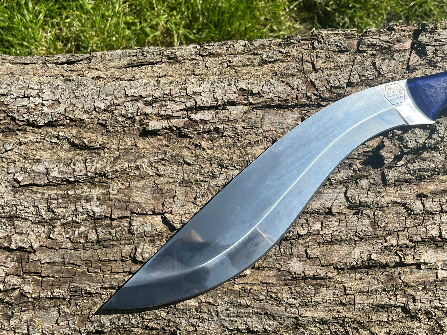 Kukri forgé LLF série TACTIQUE 50cm édition patriote