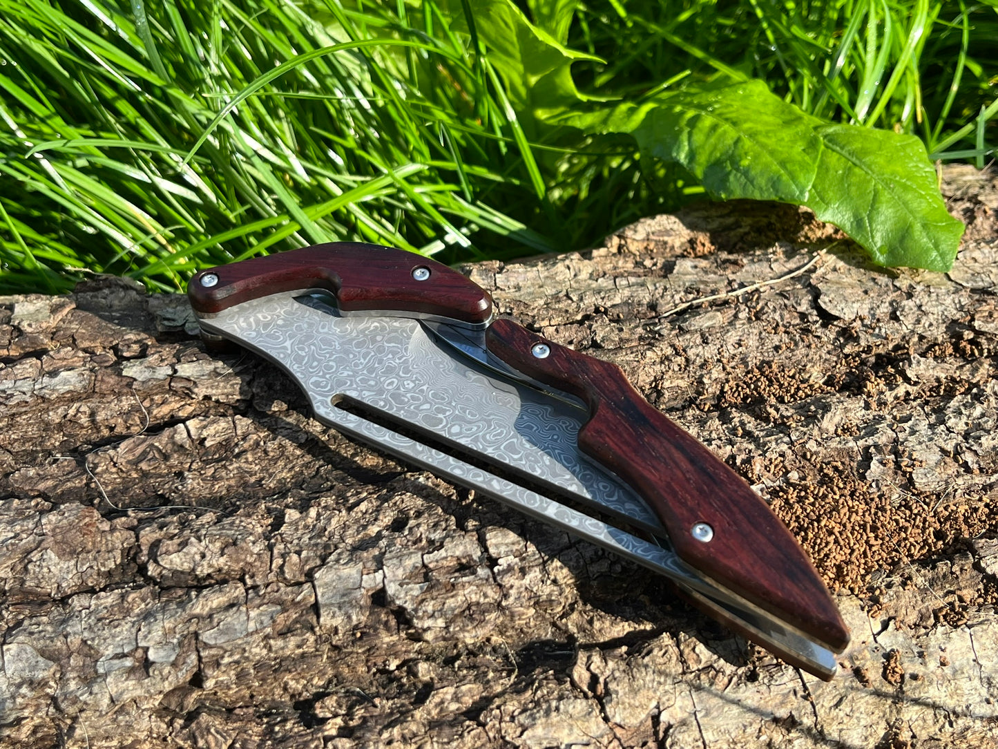 COUTEAU PLIANT A OUVERTURE MECANIQUE DAMAS VG10