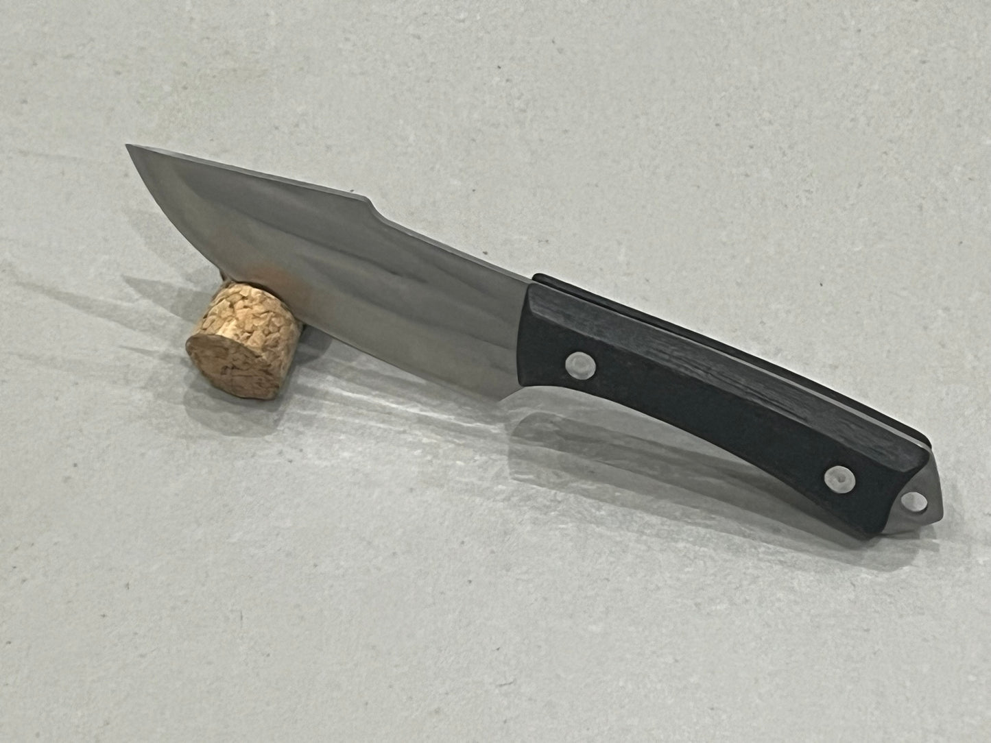 Couteau bushcraft léger 22cm