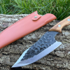 couteau de decoupe 30 cm acier 440 lame 18 cm martelee noire emouture acier naturel full tang manche bois olivier etui cuir