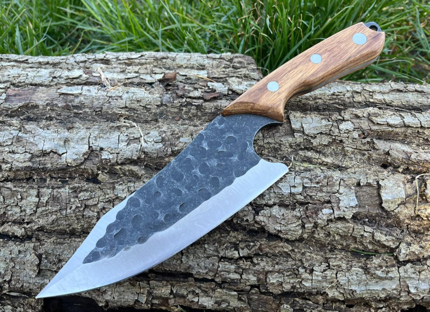 couteau de découpe 30 cm lame martelée noire full tang