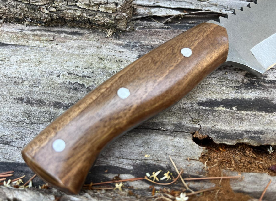 Captured_ecran2025-10-10195150 Couteau 23cm lame scramasaxe court nordique forgé LLF série chasse