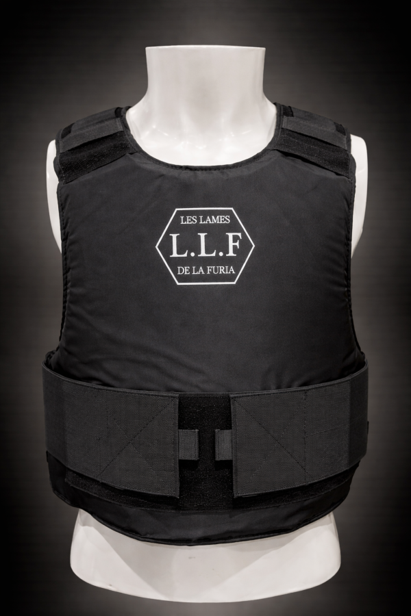 ChatGPTImage29dec.2025_13_44_19 Gilet de protection LLF – NIJ IIIA – Discret – Léger – Option renfort anti-coupure niveau 5