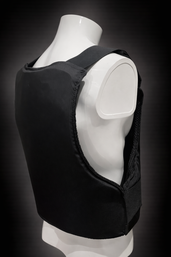 ChatGPTImage29dec.2025_13_48_17 Gilet de protection LLF – NIJ IIIA – Discret – Léger – Option renfort anti-coupure niveau 5