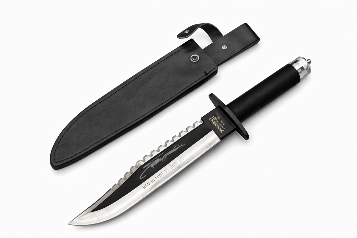 ChatGPTImage4janv.2026_17_39_09 couteau Rambo II First Blood Part II réplique collection lame dentelée kit survie manche étui LLF vue principale