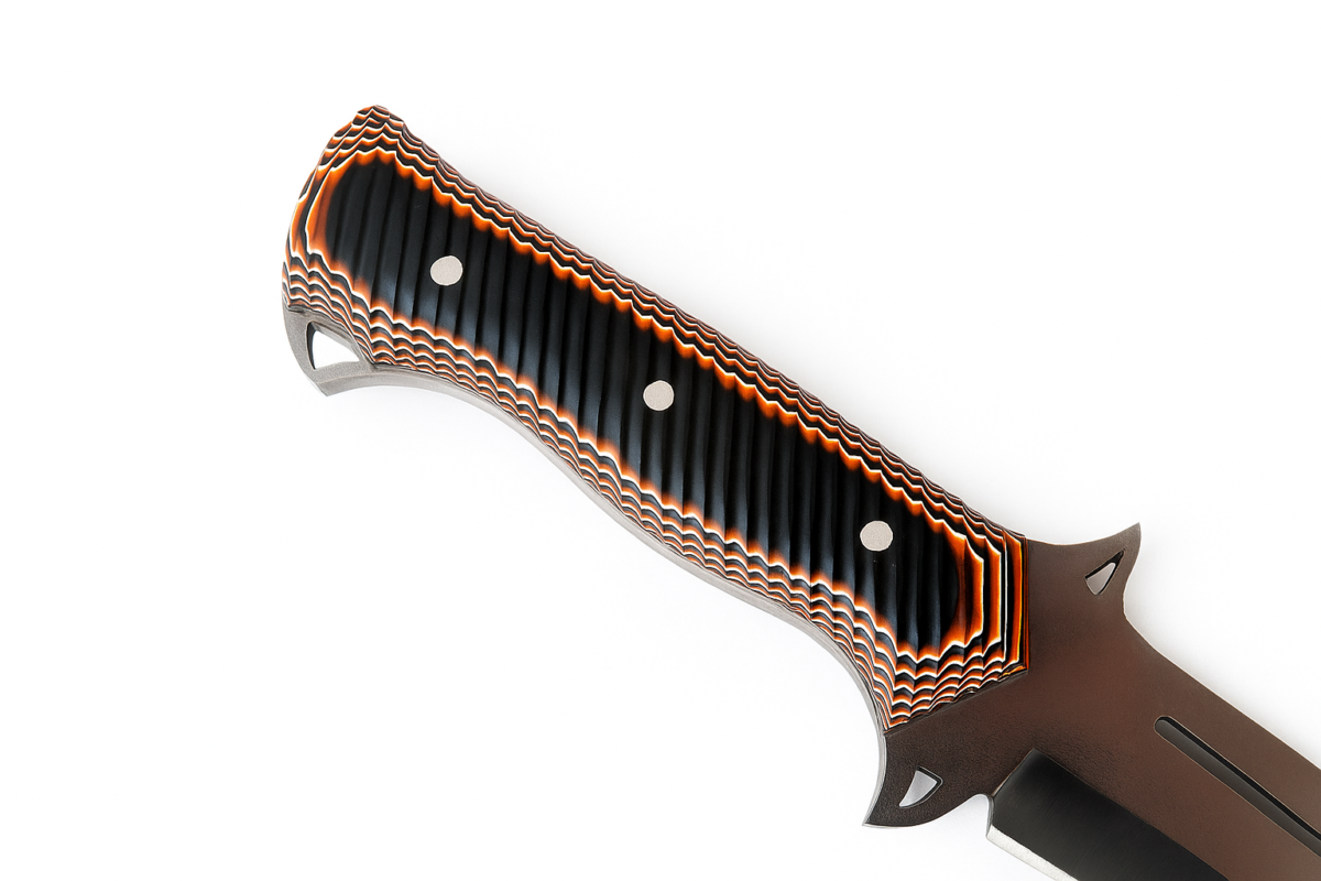 ChatGPTImage6nov.2025_14_00_15 Couteau 32cm forgée LLF série CHASSE manche verzalite