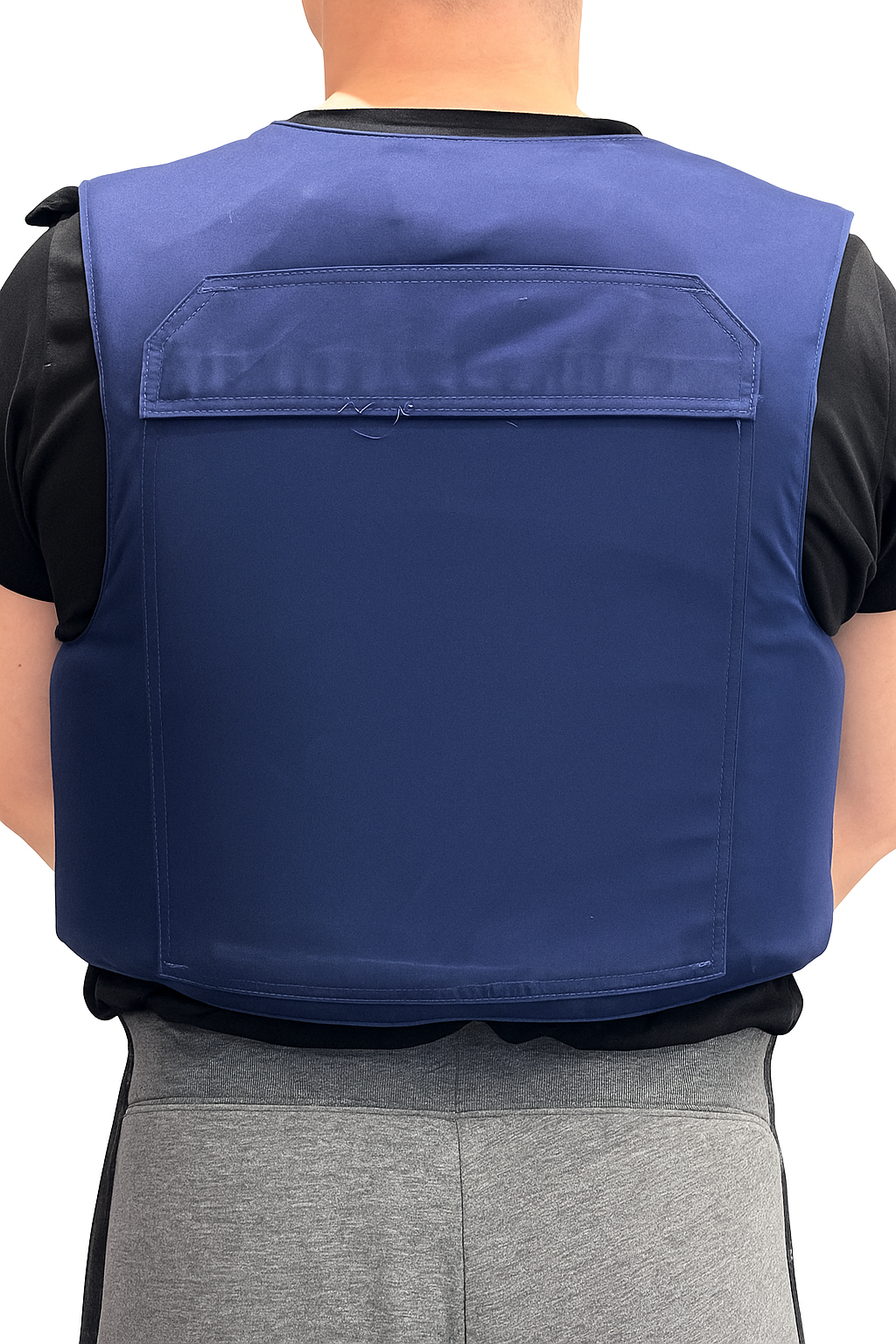 ChatGPTImage8nov.2025_11_22_15 Gilet de protection TETRANIKE NIJ3A + anti trauma et porte plaques