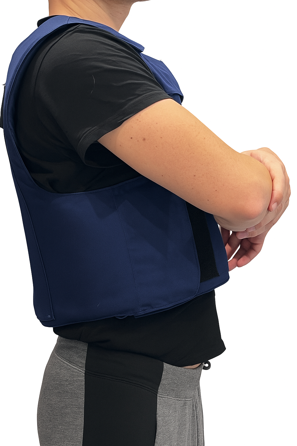ChatGPTImage8nov.2025_11_24_18 Gilet de protection TETRANIKE NIJ3A + anti trauma et porte plaques