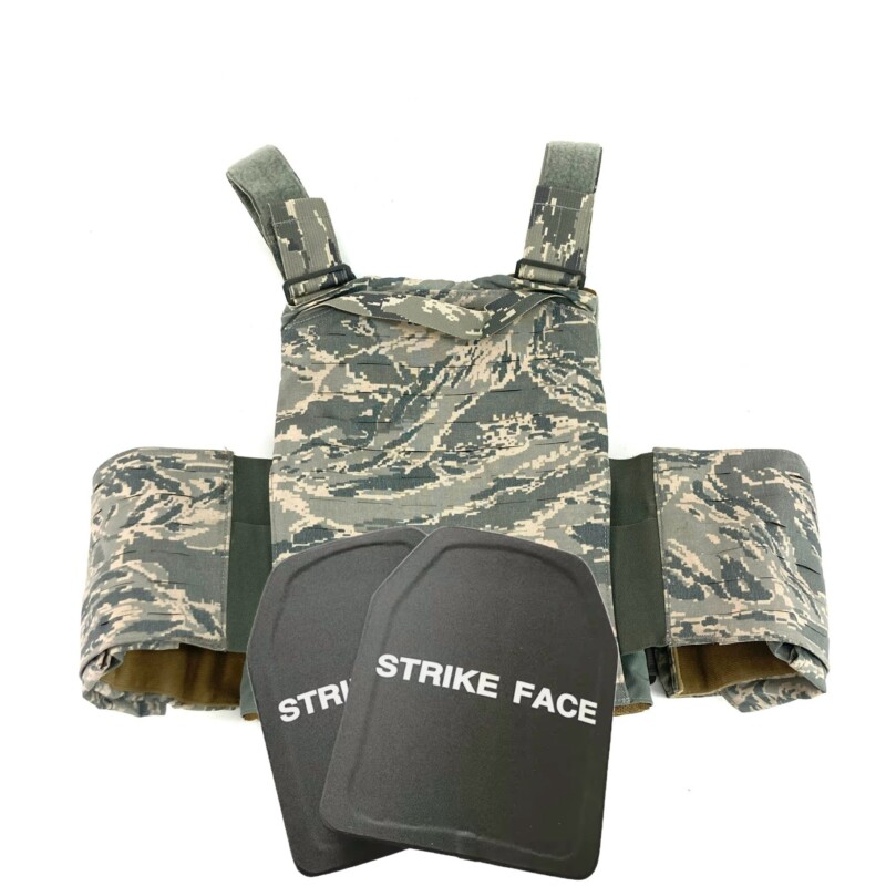 porte plaques de protection individuelle First Spear Strandhogg V1 MBAV NIJ IV vue principale