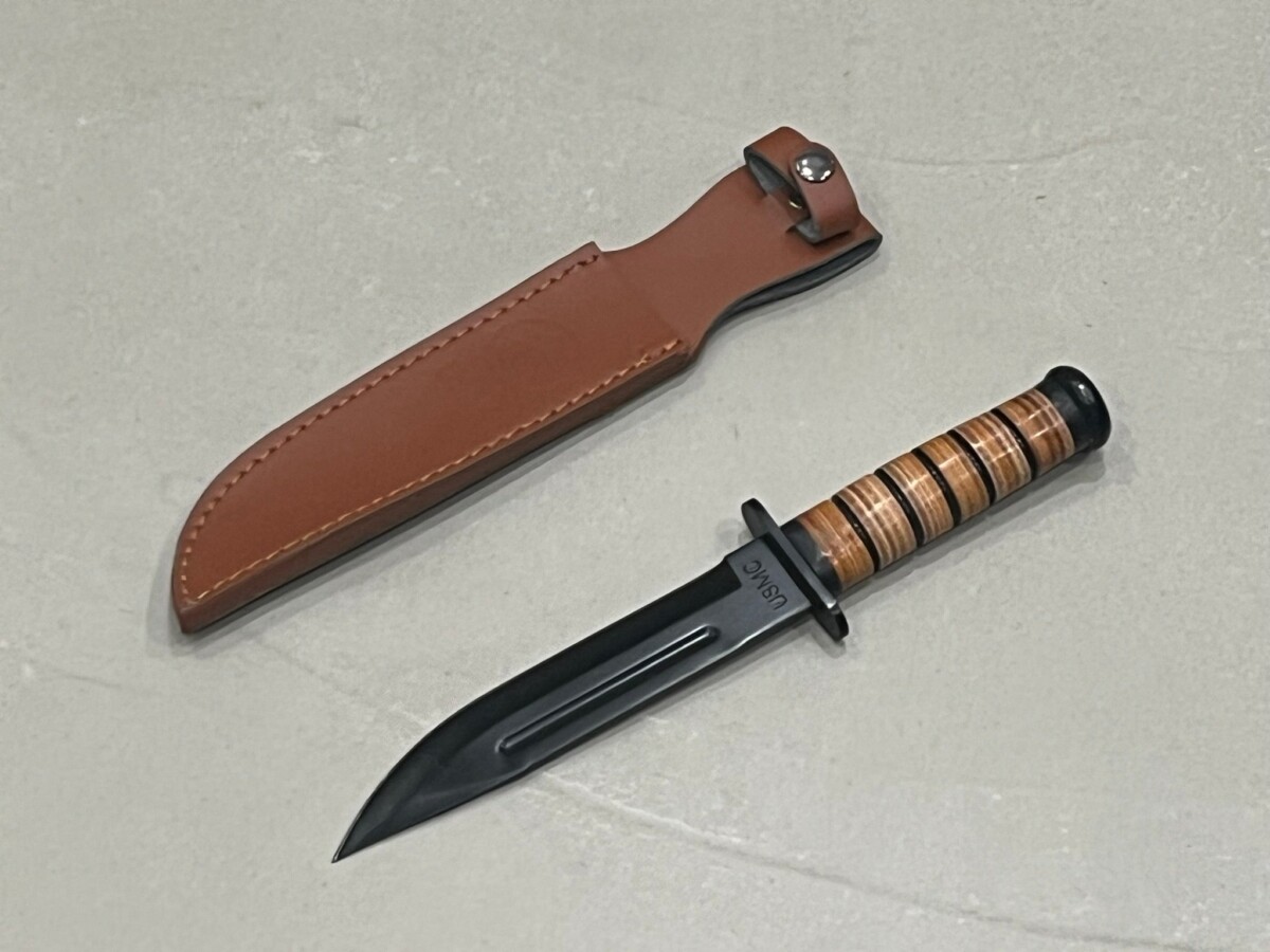 couteau USMC acier 420 inox lame 18 cm vue principale