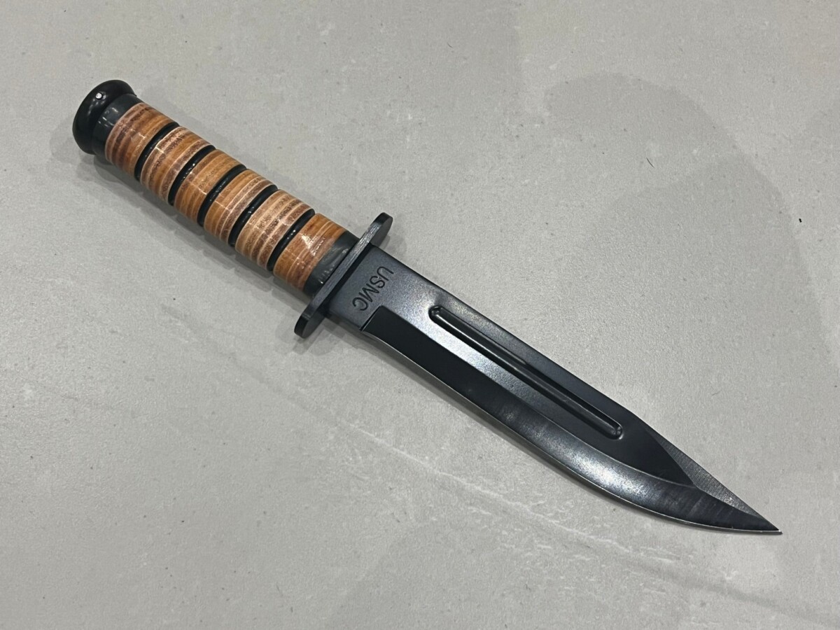 Couteau droit 5mm d'épaisseur USMC 32cm