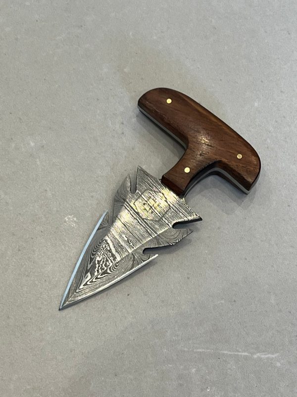 IMG_0364 push dagger LLF damas haut carbone 16 cm motif twist manche bois de rose etui cuir