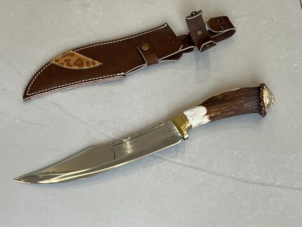 IMG_0907 couteau grande lame 42cm forgé LLF série chasse acier 5160 manche bois de cerf étui cuir vue principale