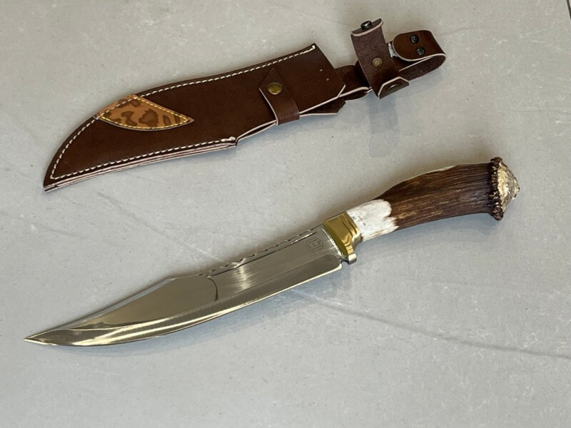 couteau grande lame 42cm forgé LLF série chasse acier 5160 manche bois de cerf étui cuir vue principale