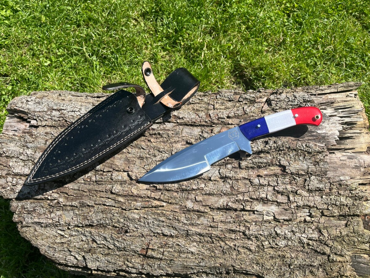 IMG_1503 couteau COMMANDO forgé LLF 30 cm édition patriote acier D2 manche tricolore vue principale