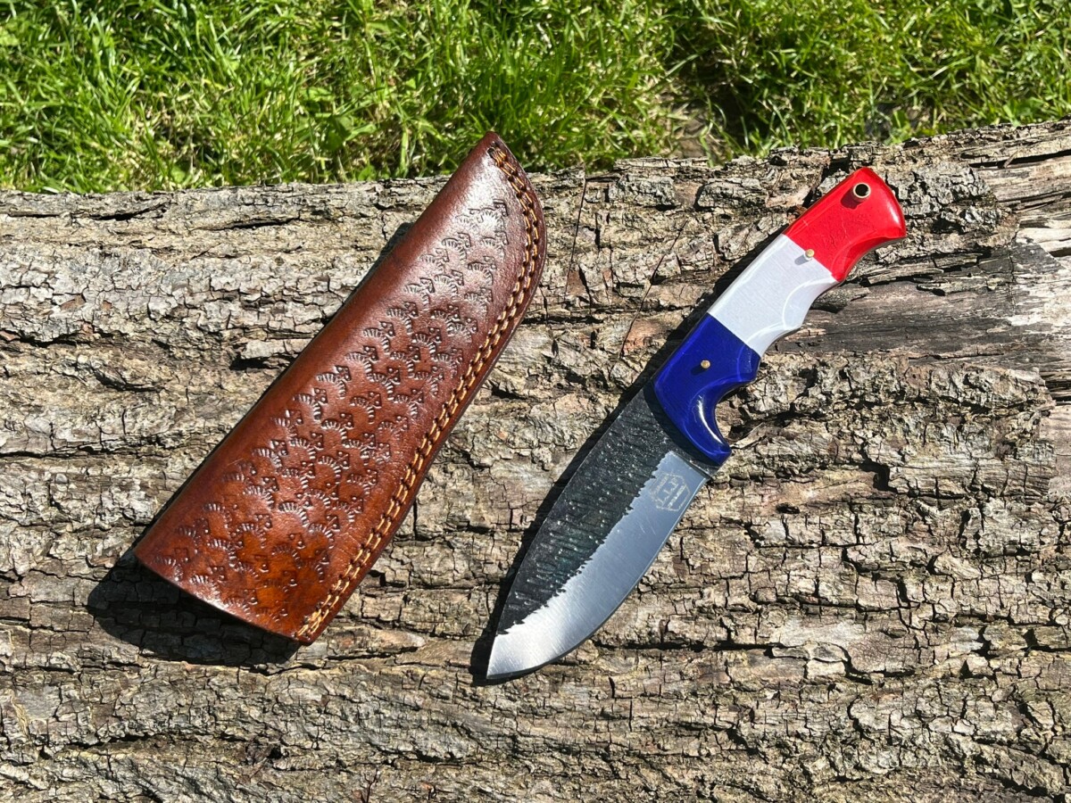 couteau bushcraft LLF 24,5cm acier D2 édition patriote full tang étui cuir vue principale