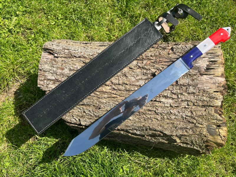 machette forgee LLF 60 cm edition patriote lame epaisse 1095 bushcraft debroussaillage etui cuir