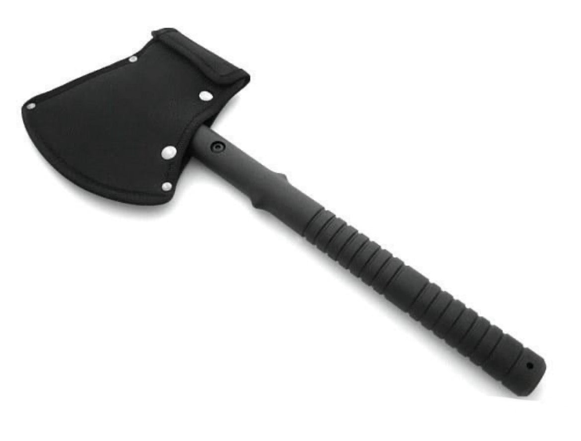 IMG_1620 hache double tête 41 cm acier 420 manche ABS multifonction massette etui cordura