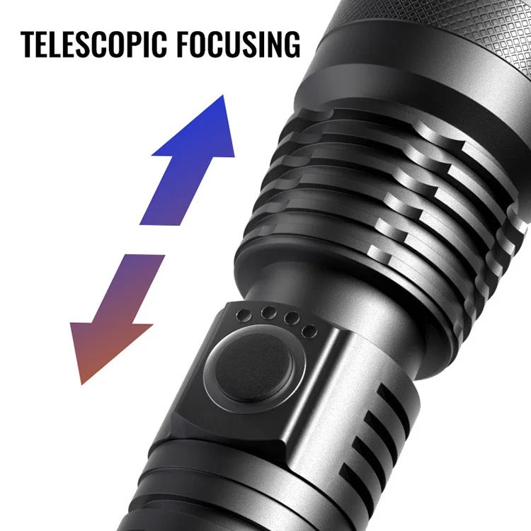 IMG_2167 Lampe torche tactique LED XHP70.2 5000 lumens rechargeable zoom IP67
