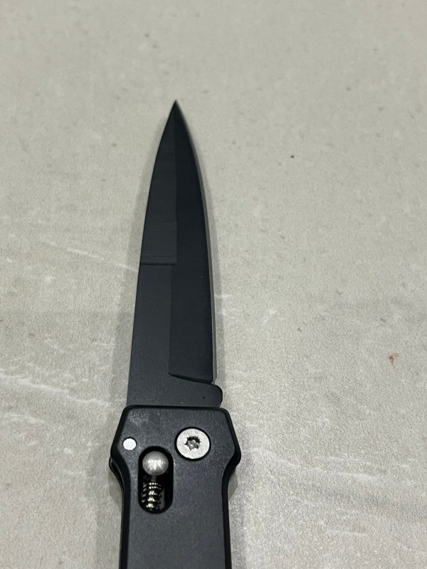Couteau pliant - lame spear point - étui