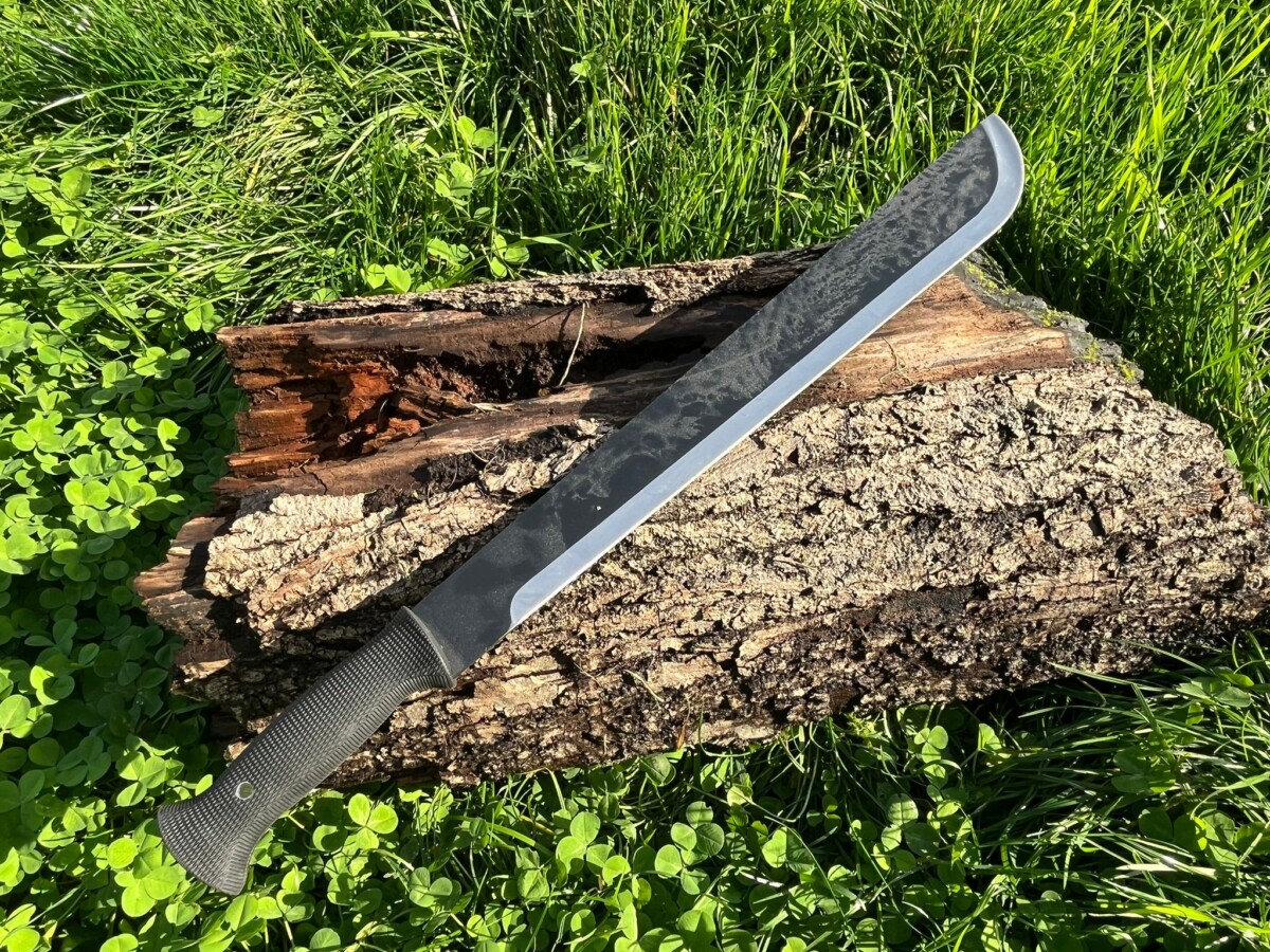 Machette tactique robuste