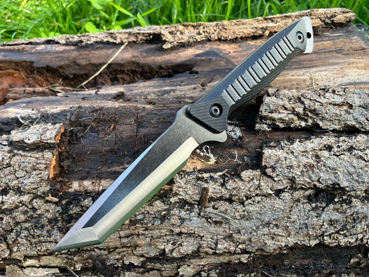IMG_3336 Couteau tactique PREDATOR lame tanto