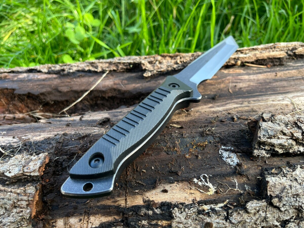 IMG_3339 Couteau tactique PREDATOR lame tanto