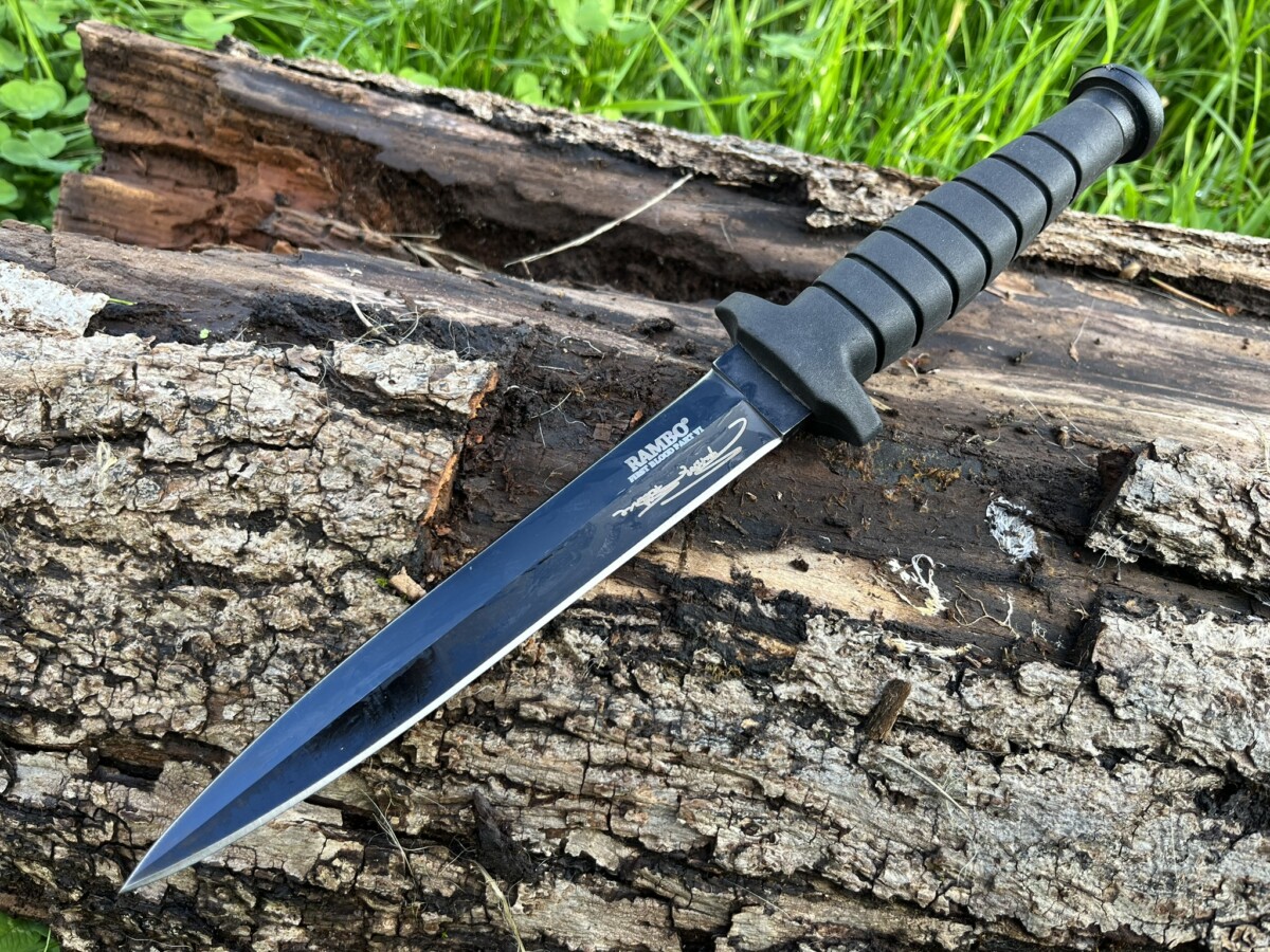 Dague Rambo VI