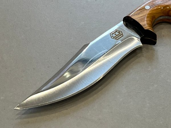 Couteau ergonomique LLF série chasse
