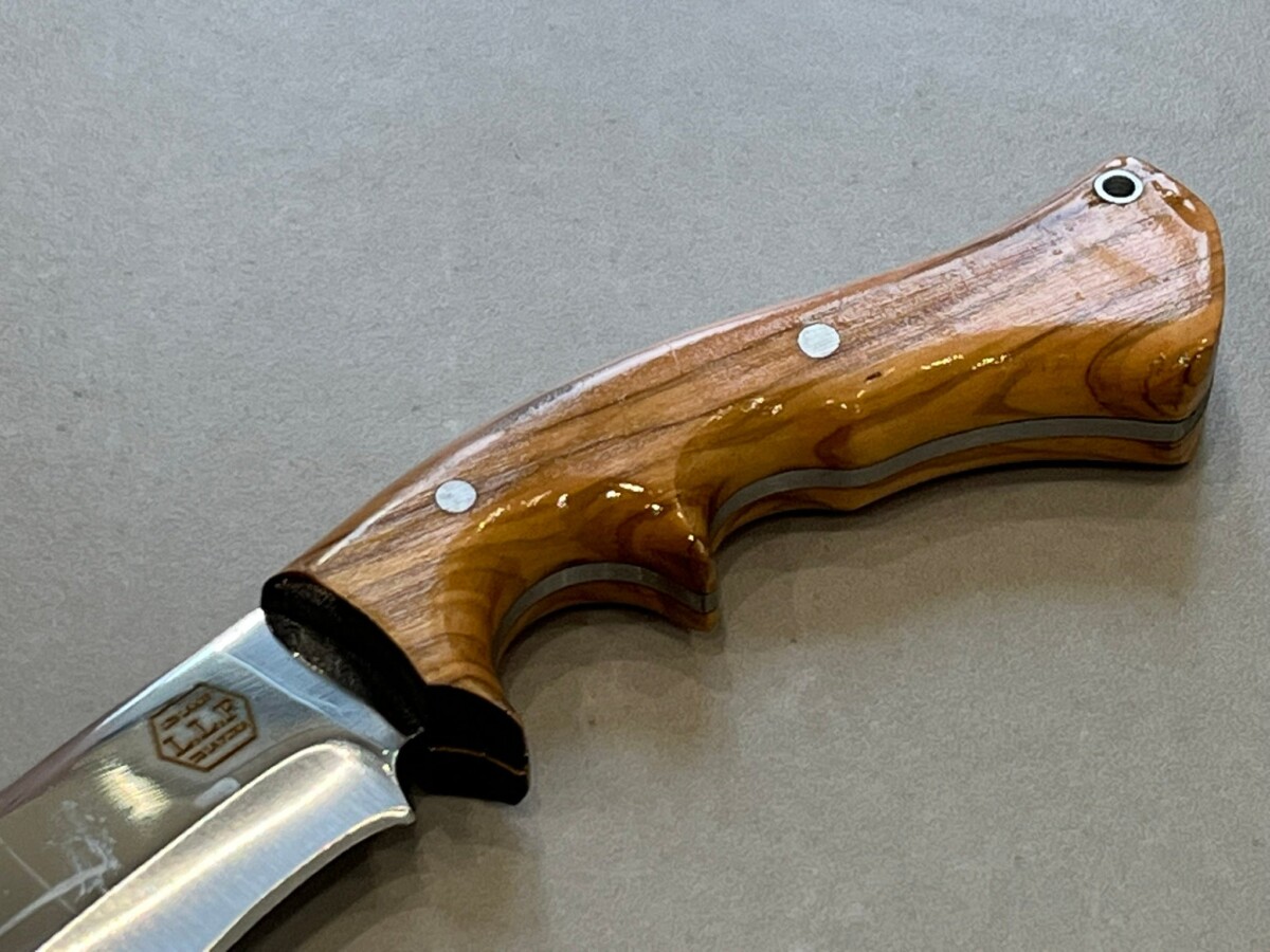 IMG_3969 Couteau ergonomique LLF série chasse