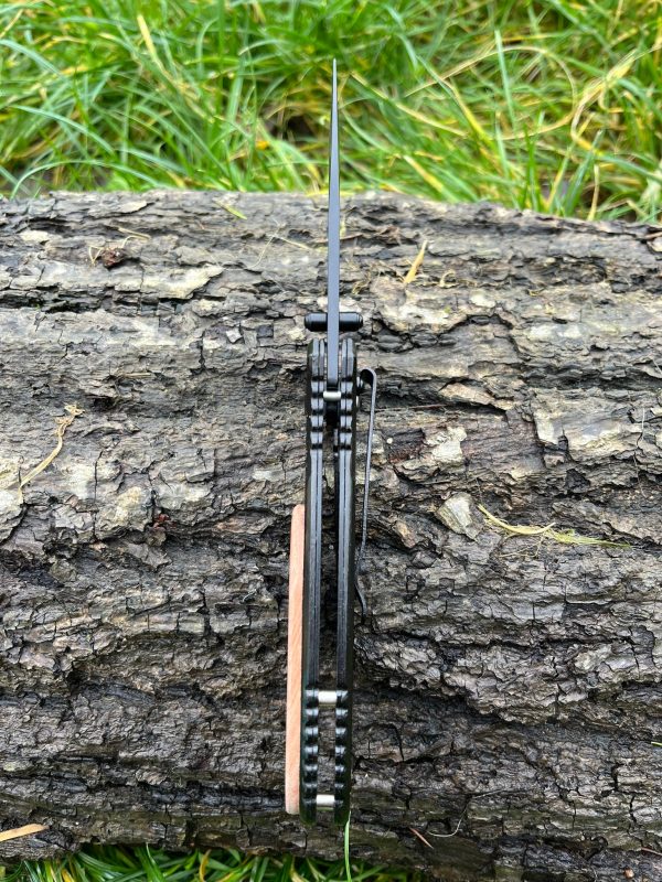 IMG_4260 Couteau EDC Asymétrique – Bois d’Olivier & Acier - 20 cm