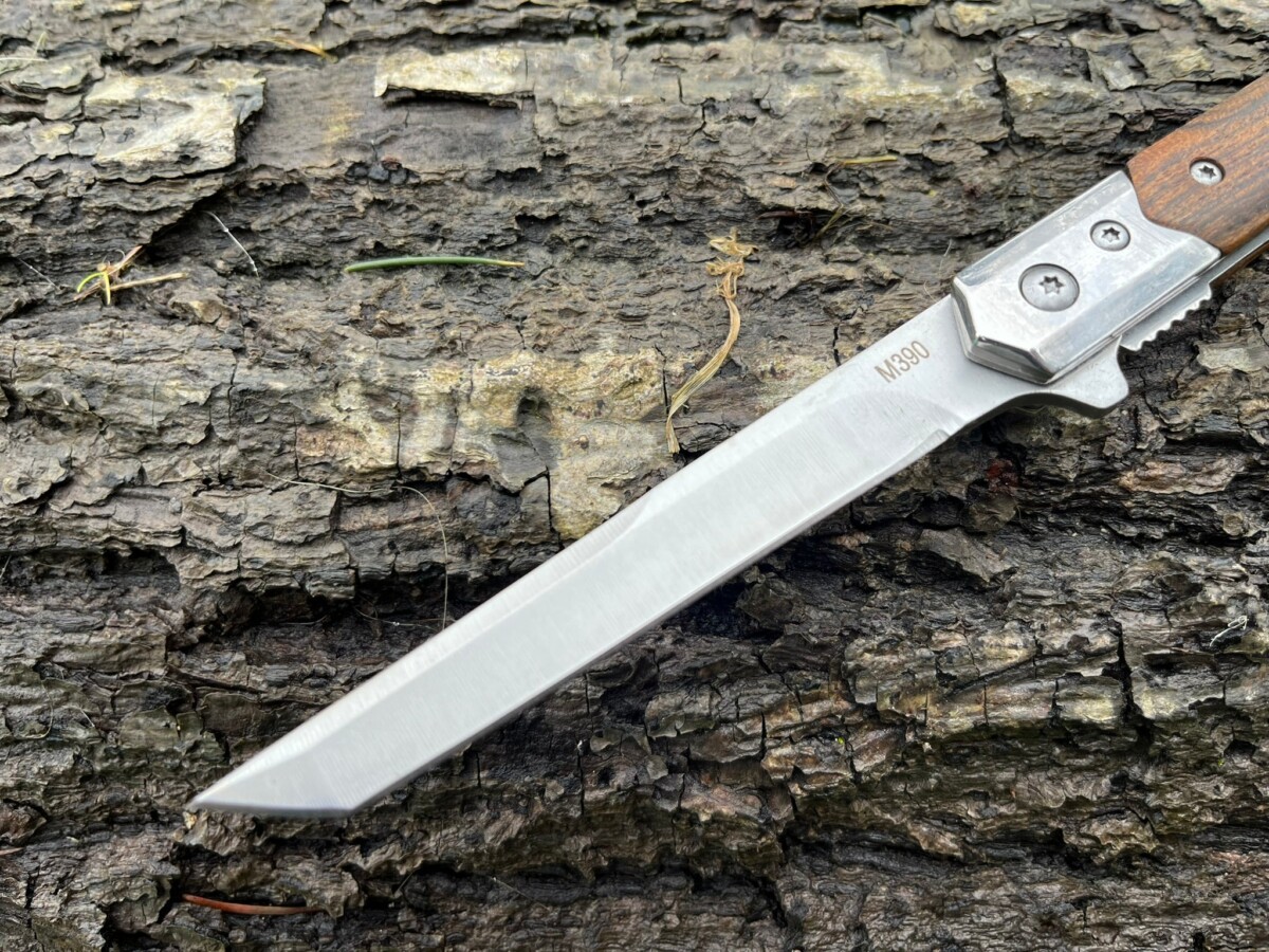 Couteau à Ouverture Assistée acier M390 Type Stiletto bois de rose- Lame Tanto