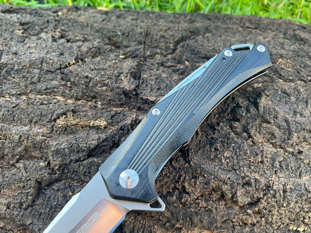 Couteau OERCA – Pliant tactique D2 – Tanto modifié