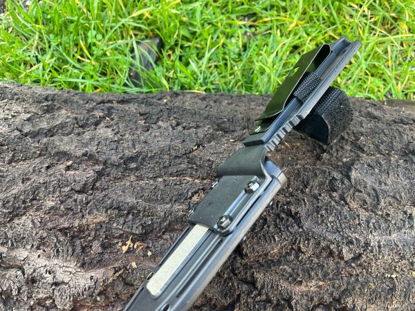 Couteau fixe D2 – Étui Kydex – Manche ergonomique fibre de verre